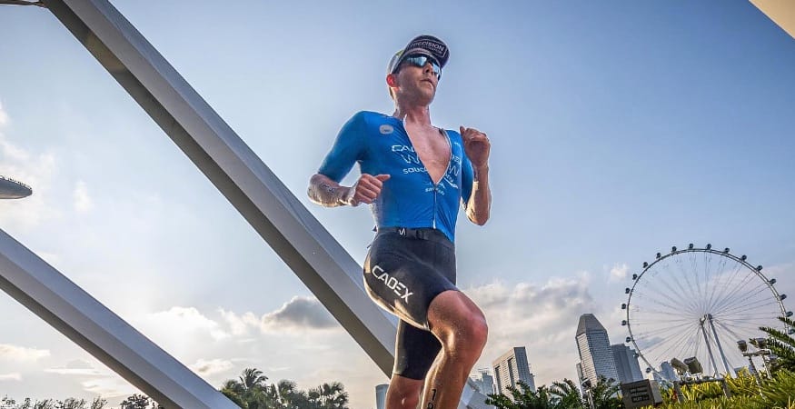 Ironman Australia tem novos campeões